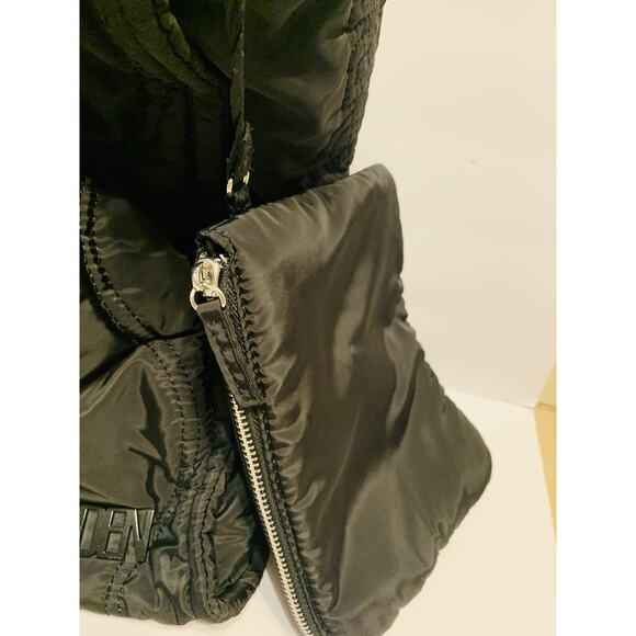 Steve Madden Black Large Quilted Tote/Weekender With Makeup Bag - Picture 3 of 7